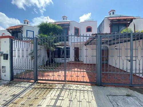 Casa en venta en CASA EN VENTA EN CANCUN EN SANTA FE PLUS, Juárez, Cancún, Benito Juárez, Quintana Roo