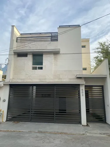 Casa en venta en Granada, Rincón Colonial, San Pedro Garza García, Nuevo León