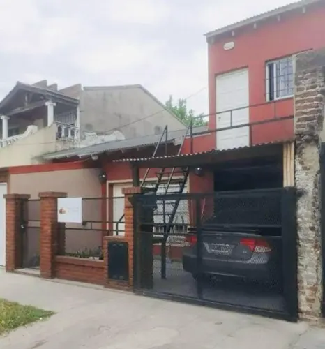 Casa en venta en Dolores de Huici 2600, Hurlingham, GBA Oeste, Provincia de Buenos Aires