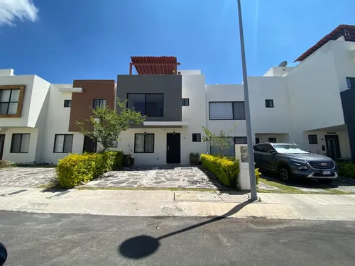 Condominio en venta en AV PASEO DE LAS PITAHAYAS, Zibatá, El Marqués, Querétaro