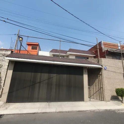 Casa en venta en Tercera cerrada de Ojo de Agua, Ejidos de San Pedro Mártir, Tlalpan, Ciudad de México