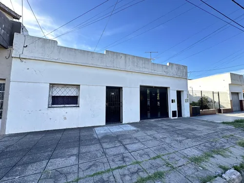Casa en venta en COMISIONADO JOSE INDIART 600, Lomas del Mirador, La Matanza, GBA Oeste, Provincia de Buenos Aires