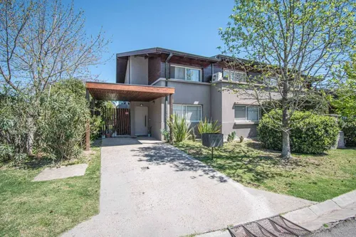Casa en venta en Carlos Calvo al 100, Pilar, GBA Norte, Provincia de Buenos Aires