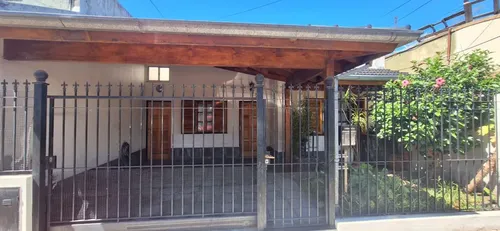 Casa en venta en Santiago Parodi al 5200, Caseros, Tres de Febrero, GBA Oeste, Provincia de Buenos Aires